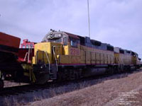 LLPX 2318 (on QGRY) - GP38-2 (ex-UP 413, exx-EMDX 746, exxx-CR 7946, nee PC 7946)